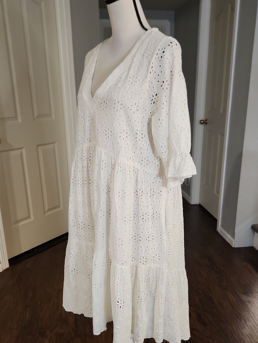 NWOT Sundance Eyelit Cottagecore Ruffle Sleeve Midi Dress - Picture 4 of 5